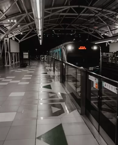Como Chegar nas Atrações em Jacarta na Indonésia Usando o Metrô