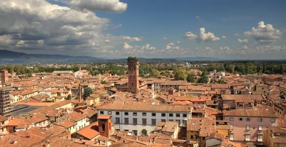 Os Lugares Mais Bonitos Para se Visitar em Lucca na Itália