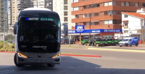 Viagem de Ônibus Entre Punta del Este e Colonia del Sacramento no Uruguai