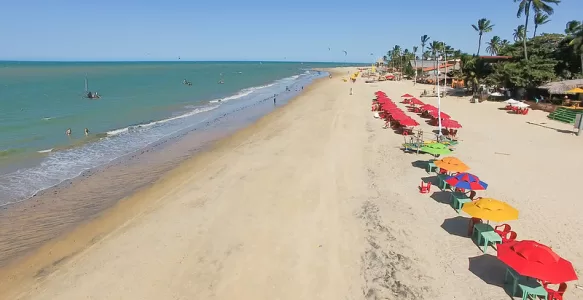 Cumbuco: O Paraíso das Dunas, Lagoas e Aventuras no Nordeste Brasileiro