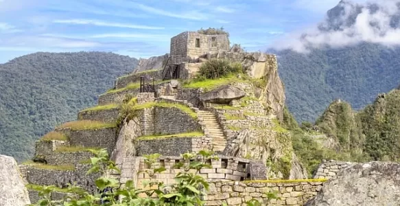 Peru: Um Mergulho na Riqueza Cultural e Arqueológica de uma Civilização Milenar