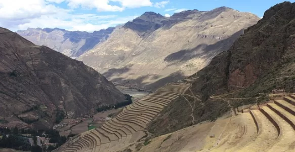 Cusco e Seus Encantos: Uma Viagem Pelos Andes Peruanos