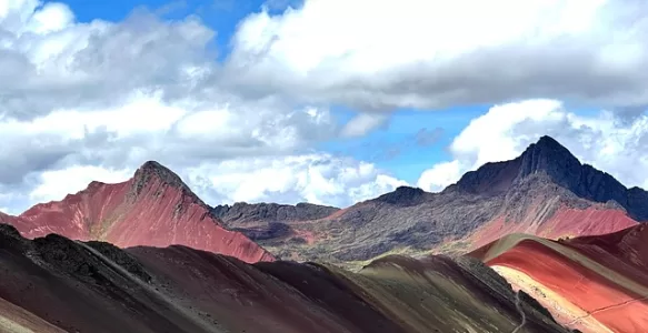 Explorando o Peru: Uma Viagem Pelas Três Regiões Naturais — Costa, Sierra e Selva