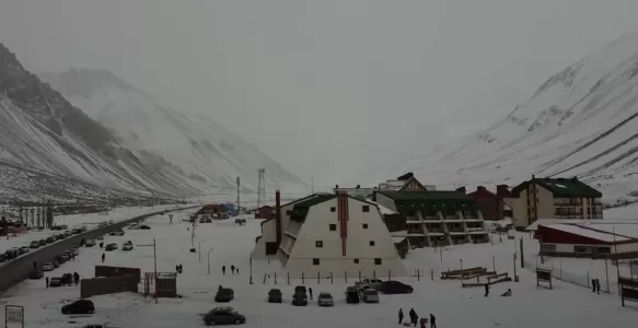 Los Penitentes: Uma Viagem Inesquecível na Neve Argentina
