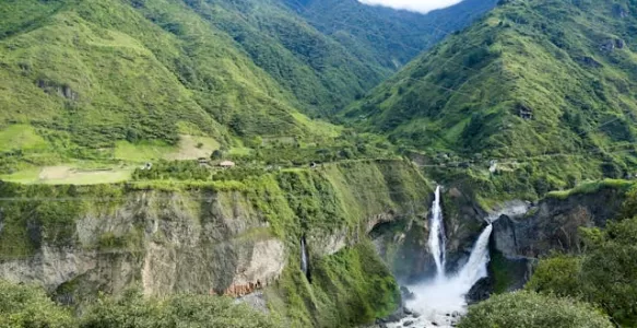 Destinos de Natureza Imperdíveis Para o Viajante Conhecer no Equador